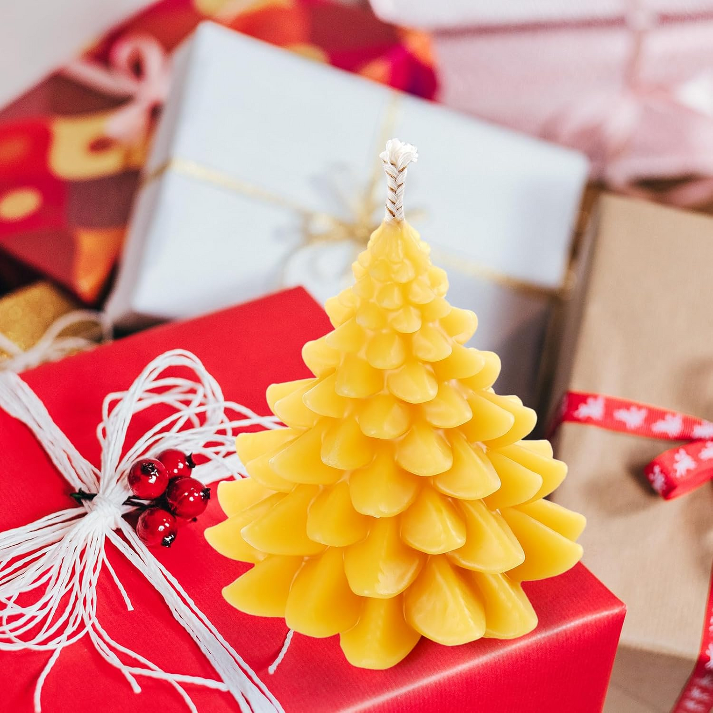 DEYBBY Christmas Tree Beeswax Candles, Xmas Tree Shaped Handmade Candles Set of 2 for Home Decor Party Bedroom Room Table Decorations(Small Pine)